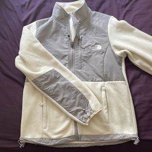 NORTH FACE fleece jacket